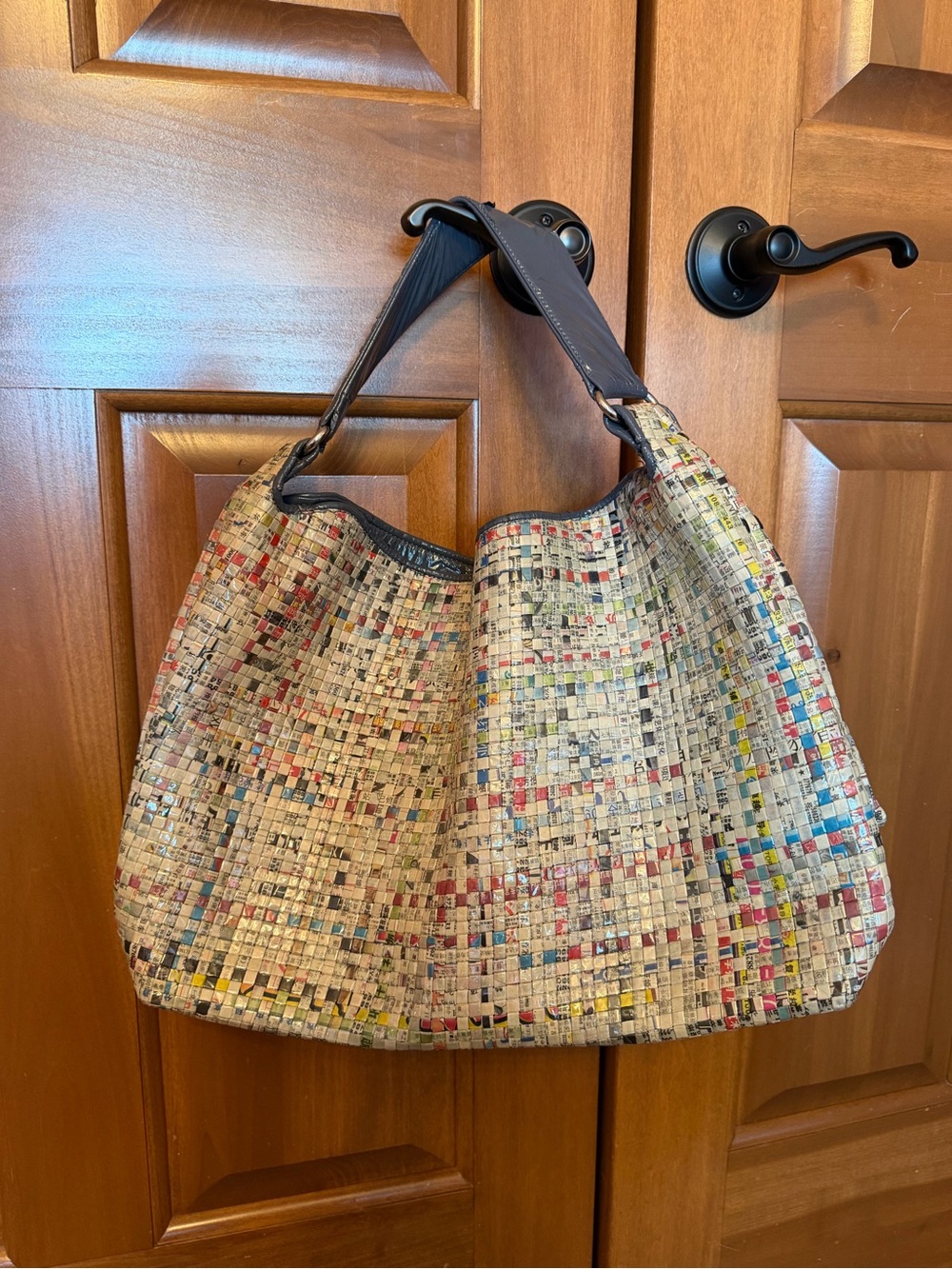 All Black Multi Color Woven Pattern Shoulder Bag READ*